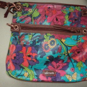 SAK ROOTS FLOWER POWER MULTI COLOR PURSE - USED